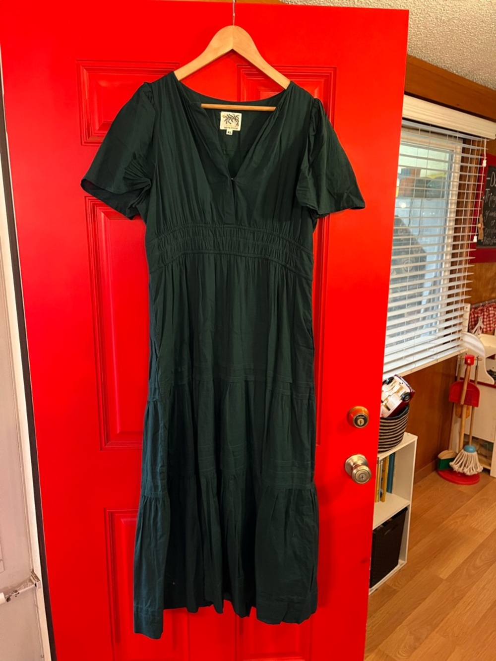 Citrus Dark Green V-Neck Tiered Midi Dress size XL